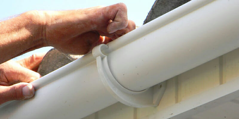 experienced gutter installation replacement services Pearland and Houston
