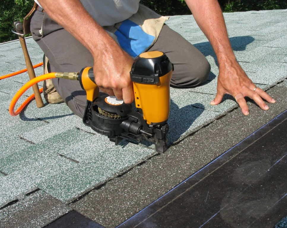 dangers of DIY roofing in Houston